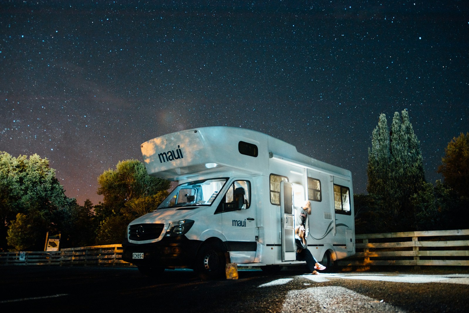 white Maul type-C motorhome used for full-time rv living